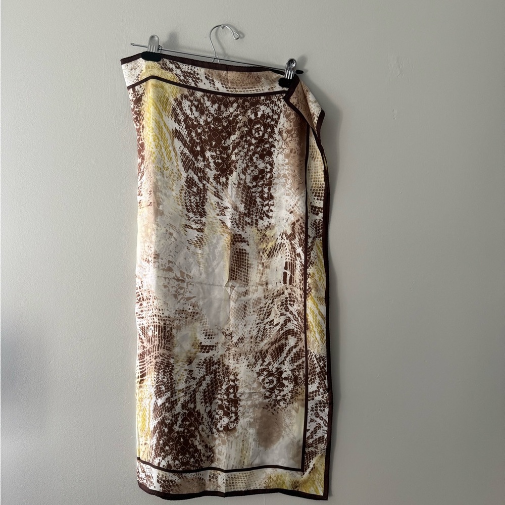 Elegant Brown and Yellow Women's scarf